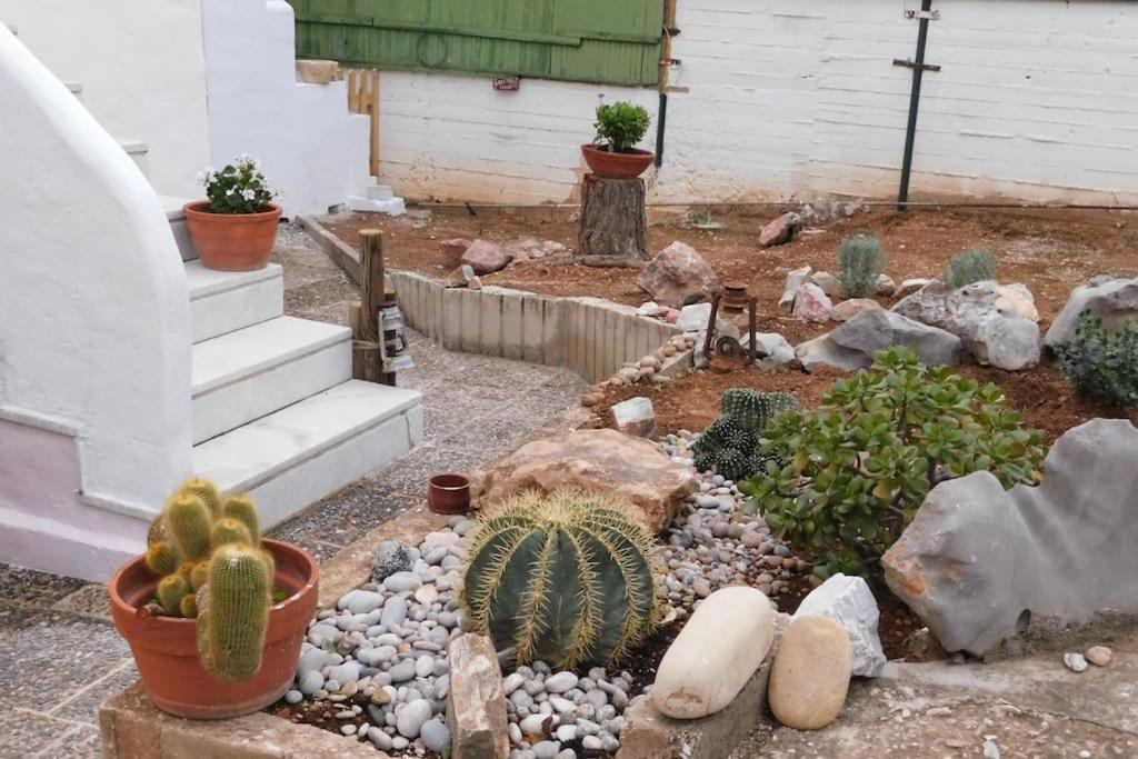 Marco Polo'S Mooring Cozy Navy House Apartamento Anavyssos Exterior foto