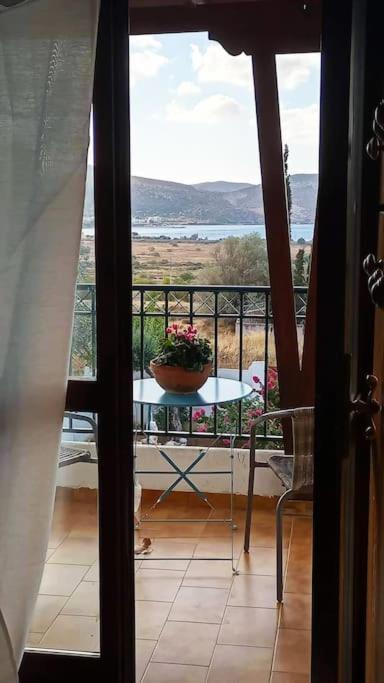 Marco Polo'S Mooring Cozy Navy House Apartamento Anavyssos Exterior foto